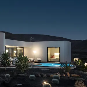 Vulkano Villa